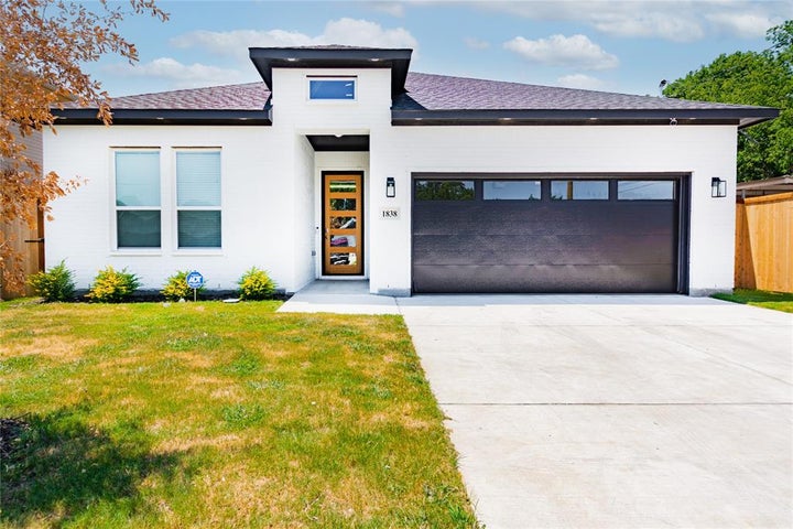 Photo 1 of 16 — 1838 Life Avenue, Dallas, TX 75212