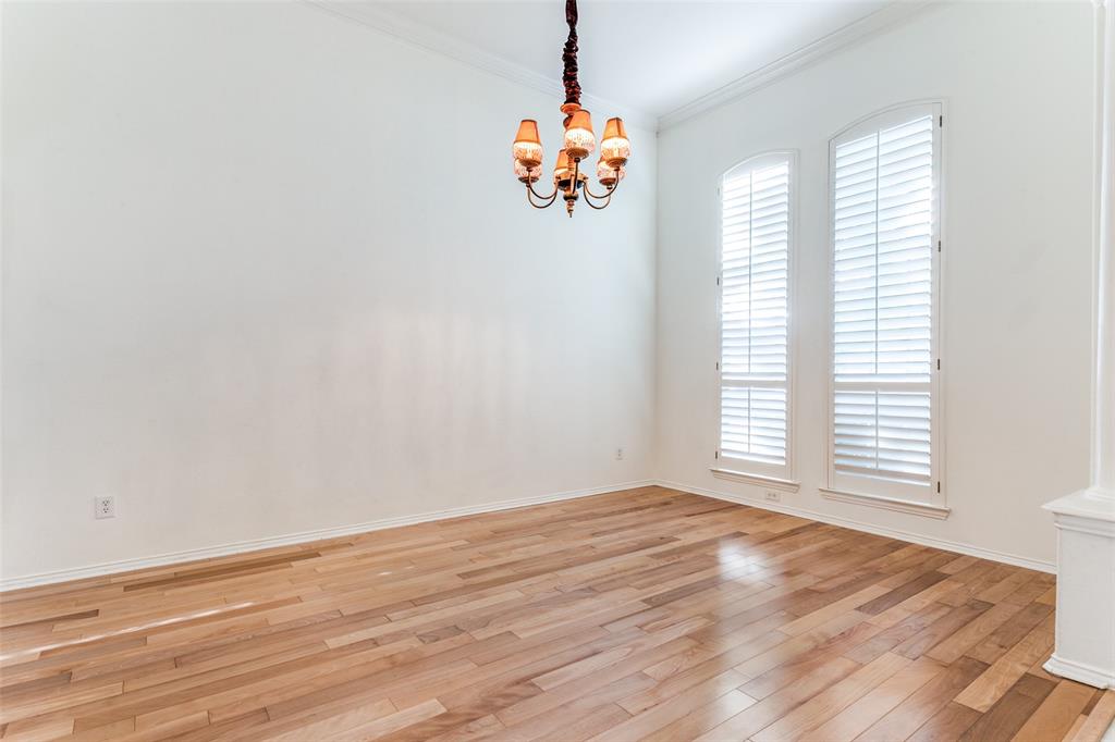 212 Longview Court