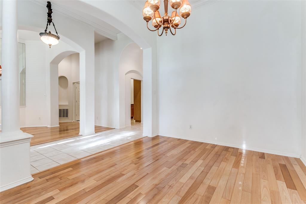 212 Longview Court