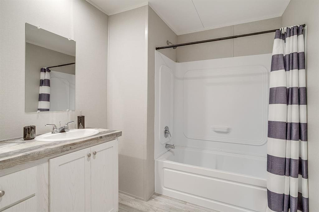 Lake Granbury Hbr Sec B - Residential