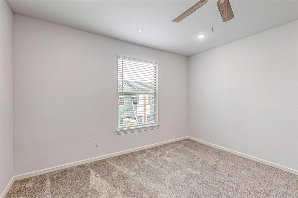 Villas Of Doe Creek Ph 1 - Residential Lease