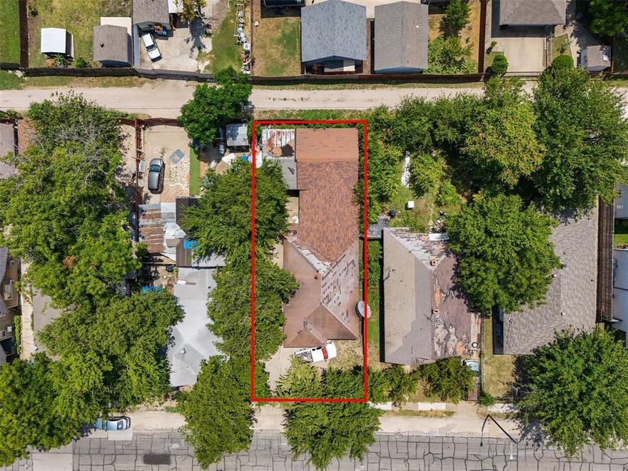 Investment Opportunity-Prime Location

Investors Special! property is located in a highly desirable neighborhood of Bishop Arts District and offers incredible potential for the right buyer. 
This home needs significant renovations, making it ideal for flippers, builders, or anyone looking to customize and add value.
Don't miss the chance to own in one of the most sought-after areas. 
Main home is 3 bedrooms and 2 baths, with an addition in the rear that is being used as another rental property.
VALUE is in the land.