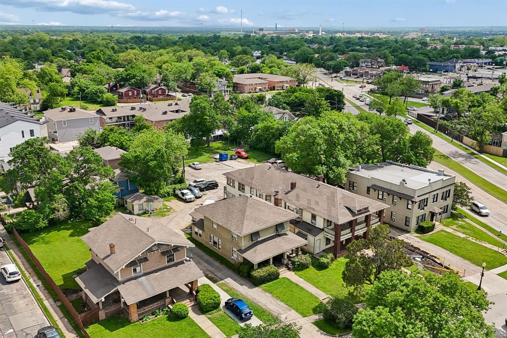 Munger Place 02 - Residential Income