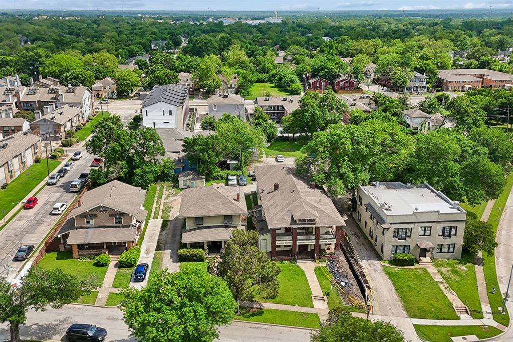 Munger Place 02 - Residential Income