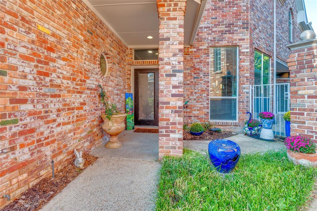 529 Lochngreen Trail