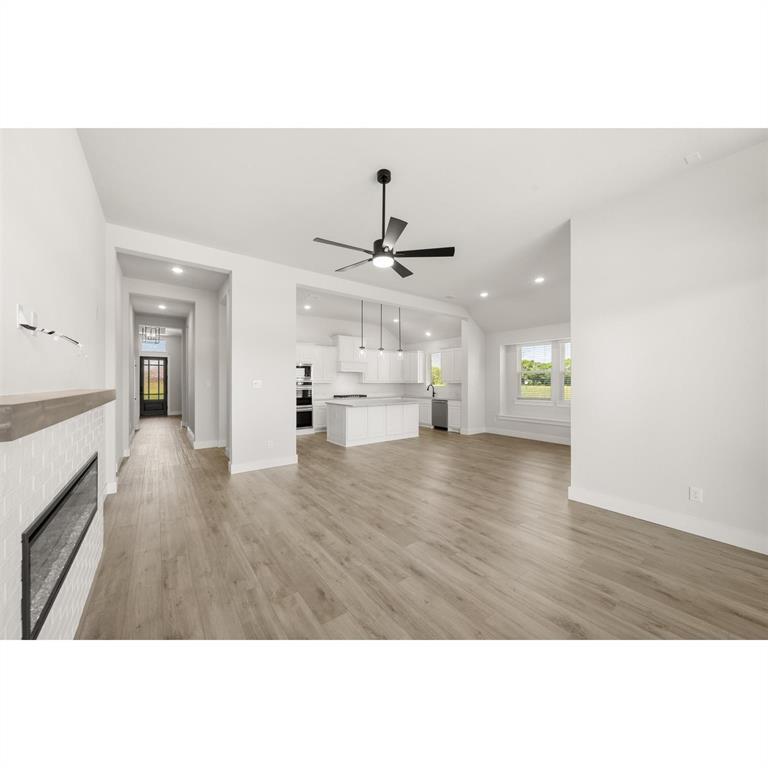 Oaks of North Grove - Residential