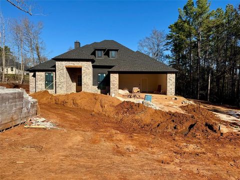 A home in Lindale