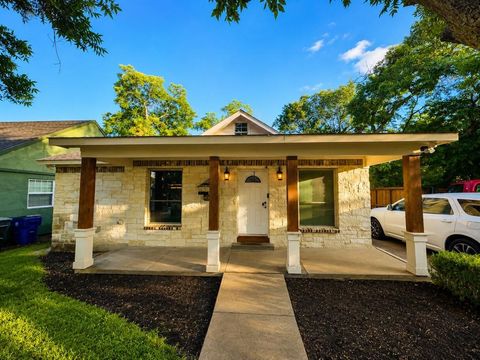 Photo of 1126 Wilbur Street, Dallas, TX 75224 (MLS # 21306685)