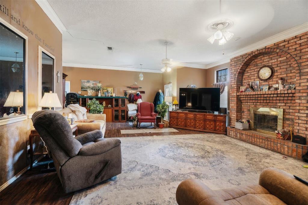 Twin Lakes - Residential