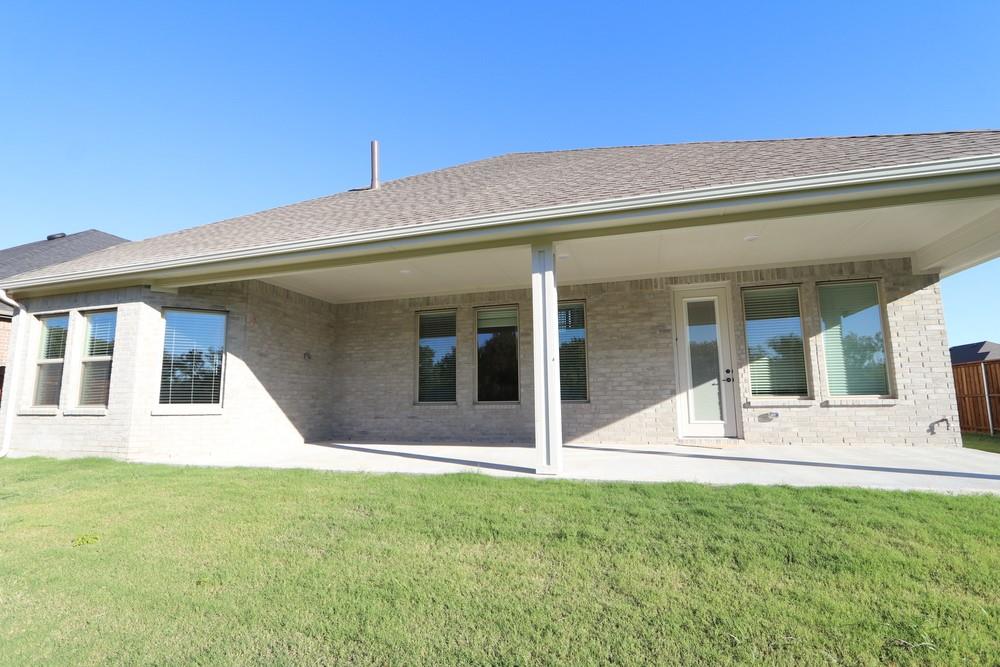 1228 Villalonga Drive