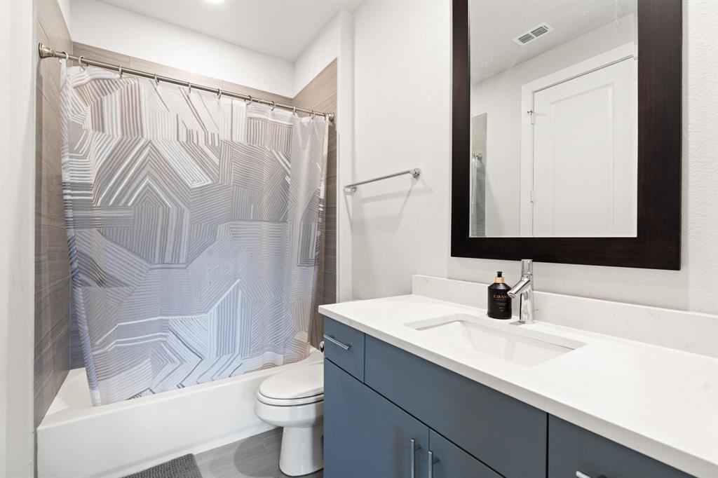 TRINITY TOWNHOMES 2 - Residential