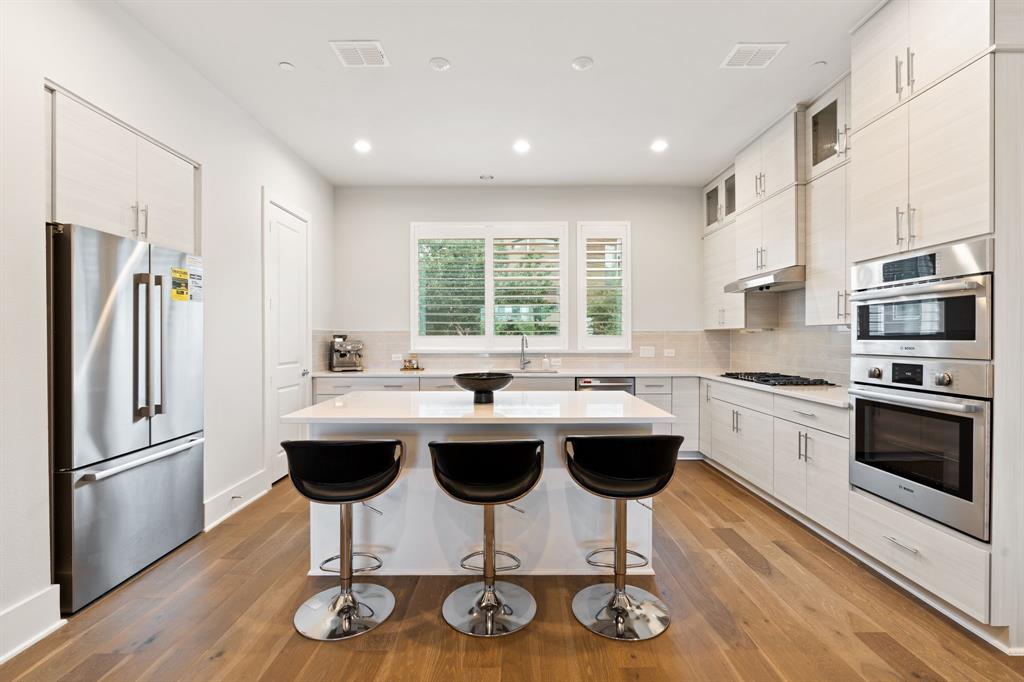 TRINITY TOWNHOMES 2 - Residential