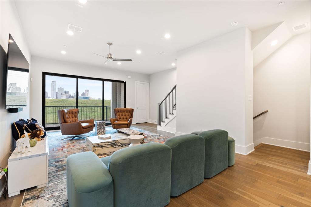 TRINITY TOWNHOMES 2 - Residential