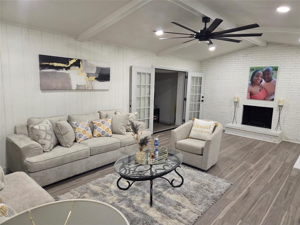 Crestwood Village 02 - Residential