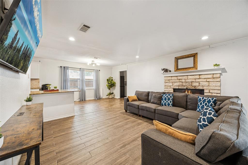 1120 Reed Circle