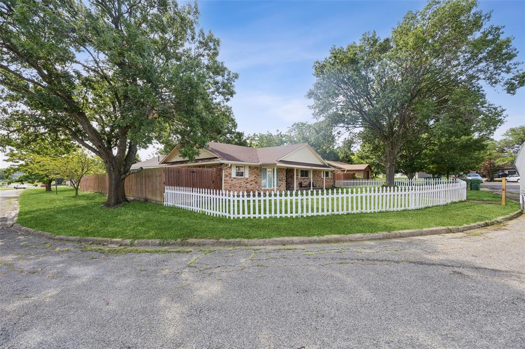 1120 Reed Circle