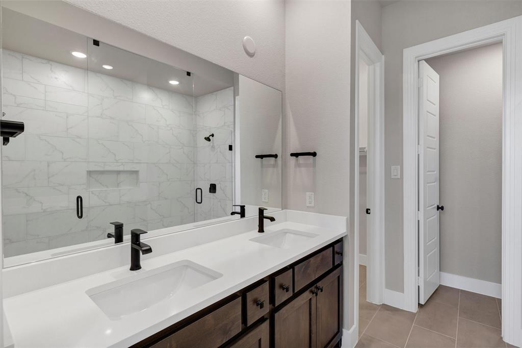 Fort Worth, Texas 76008, United States, 3 Bedrooms Bedrooms, ,3 BathroomsBathrooms,Residential,Active,92650