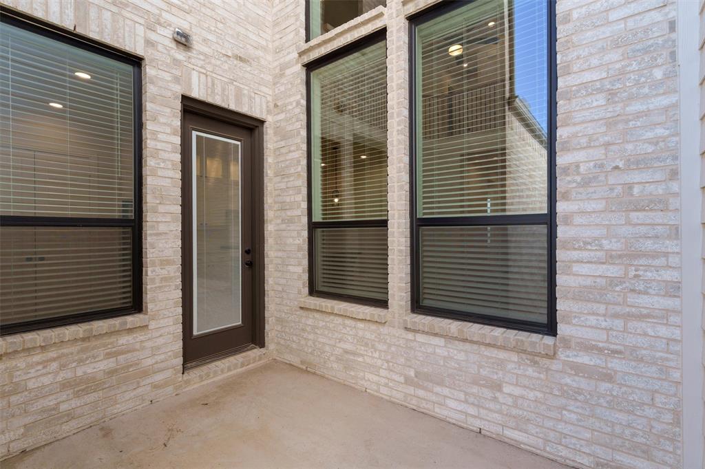 Fort Worth, Texas 76008, United States, 3 Bedrooms Bedrooms, ,3 BathroomsBathrooms,Residential,Active,92650