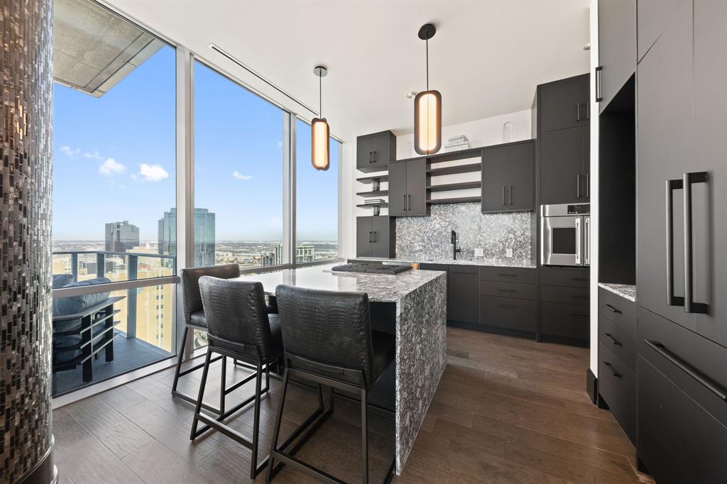 1301 Throckmorton Residences - Residential