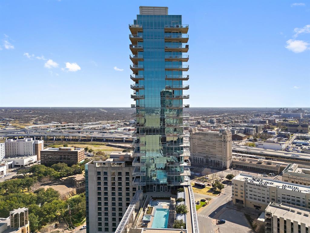 1301 Throckmorton Residences - Residential