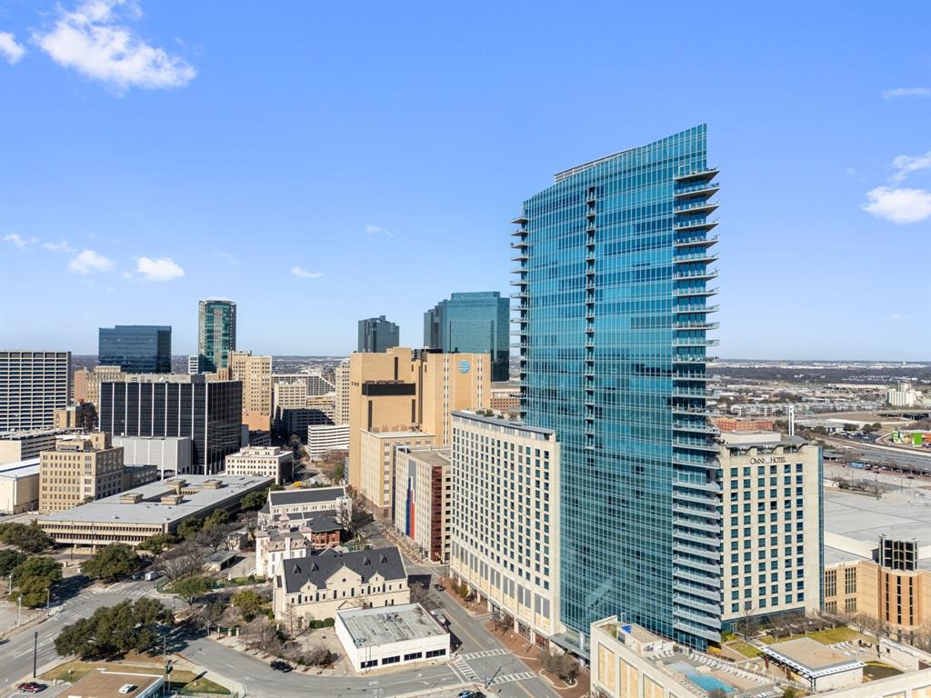 1301 Throckmorton Residences - Residential