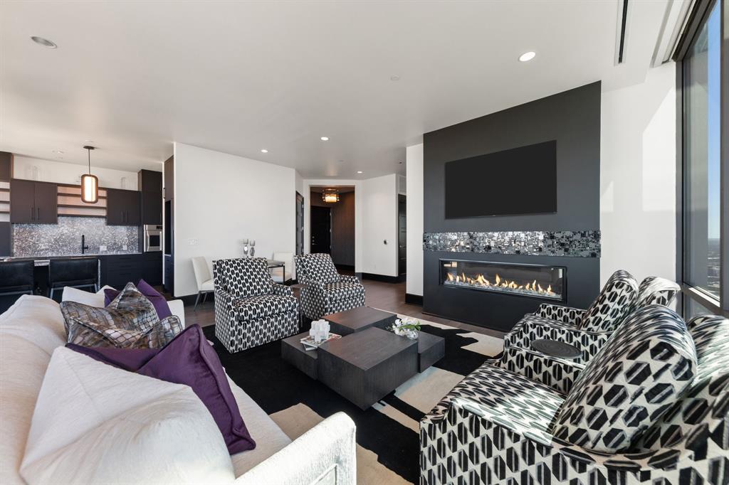 1301 Throckmorton Street 2601