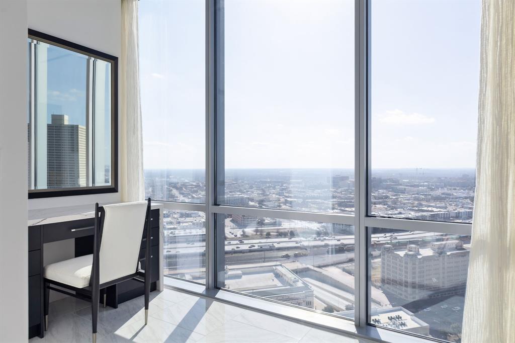 1301 Throckmorton Residences - Residential