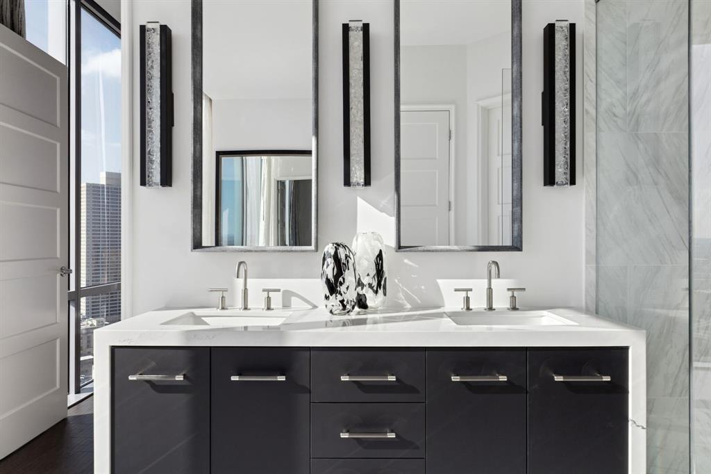 1301 Throckmorton Residences - Residential