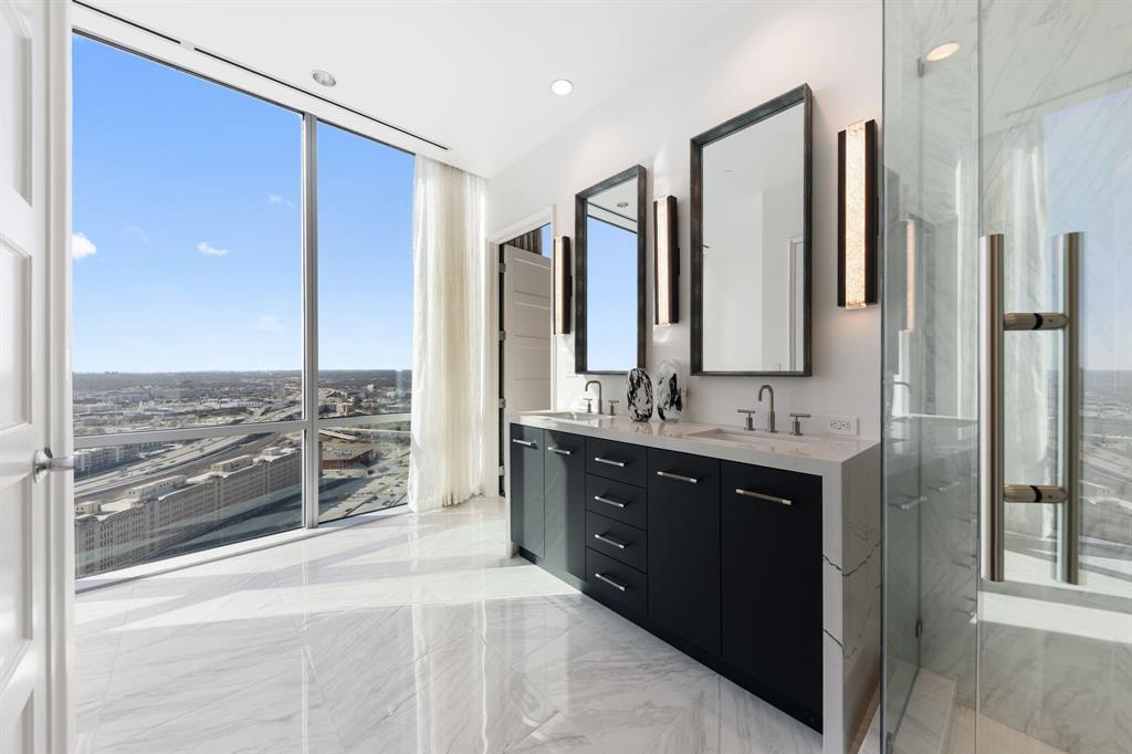 1301 Throckmorton Residences - Residential