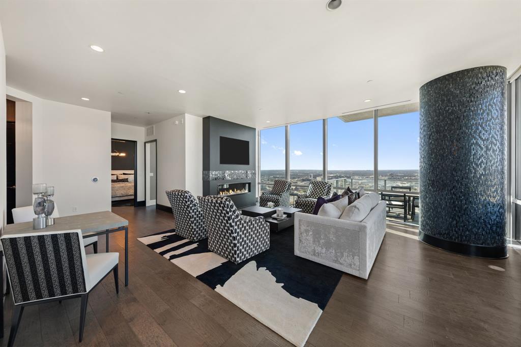 1301 Throckmorton Street 2601