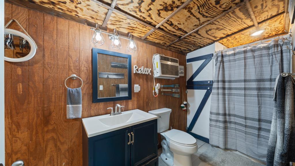 LOG CABIN ESTATES - Residential