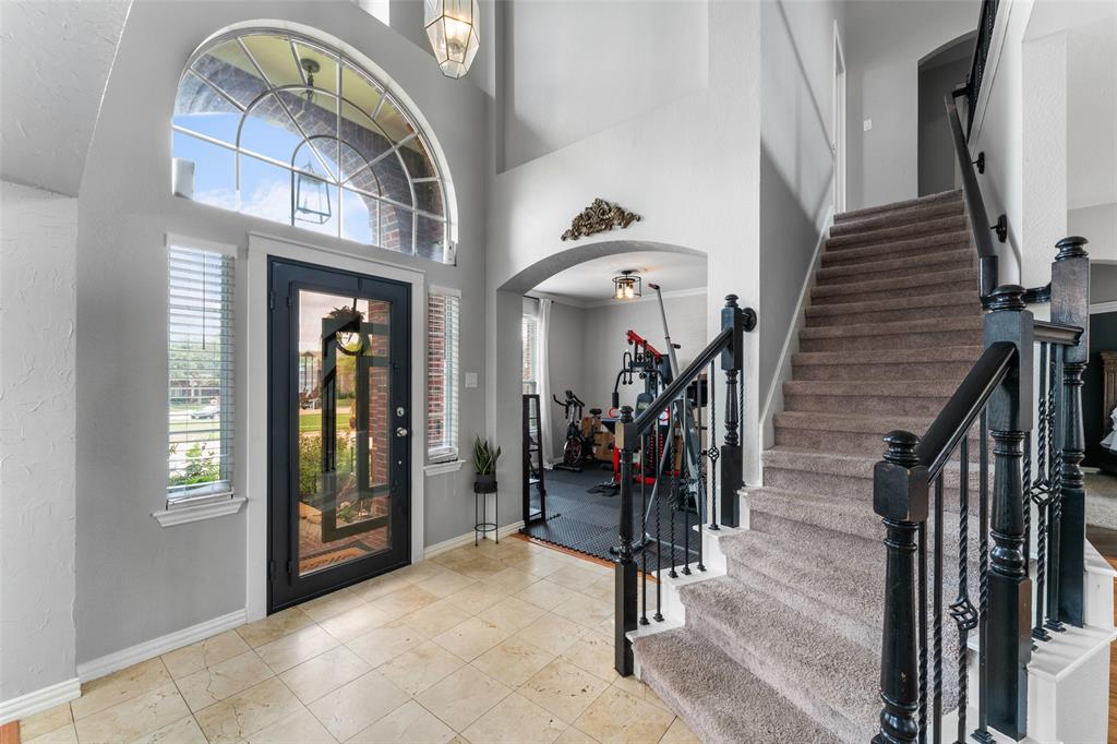 1011 Mesa Verde Drive