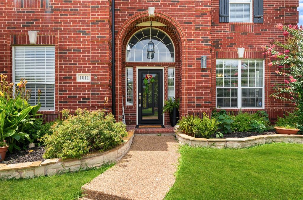 1011 Mesa Verde Drive