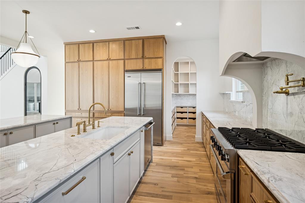 Royal Hill - Residential