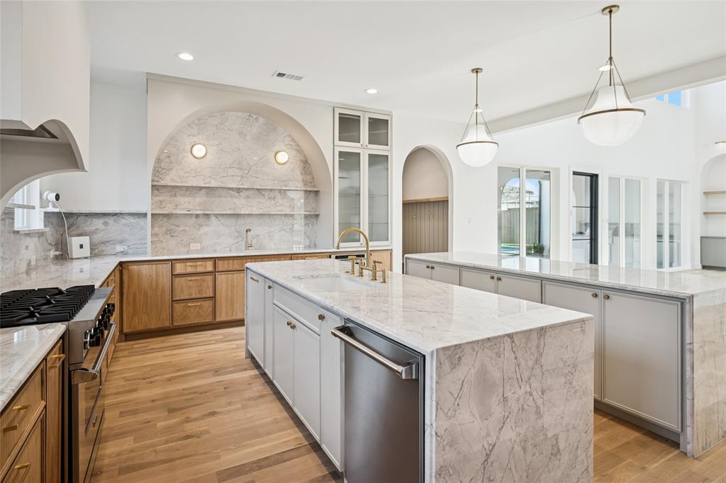 Royal Hill - Residential