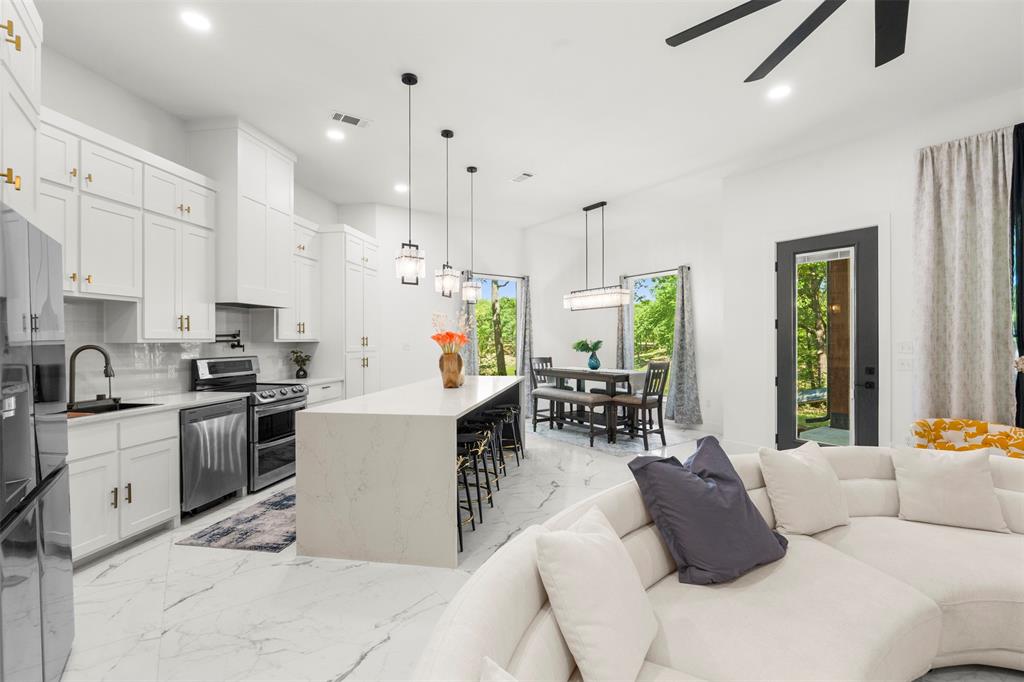 APRIL COVE III - Residential