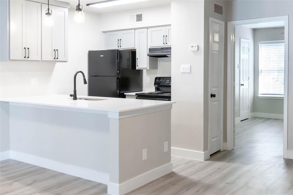 Valley View Estates - Residential Lease