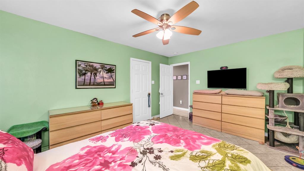 T & P Rr Co Surv Abs #1421 - Residential