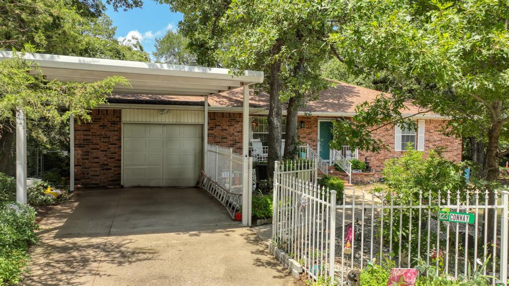 T & P Rr Co Surv Abs #1421 - Residential