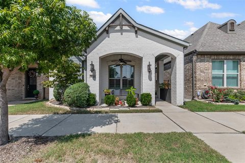 Photo of 5625 Traveller Drive, North Richland Hills, TX 76180 (MLS # 21230638)
