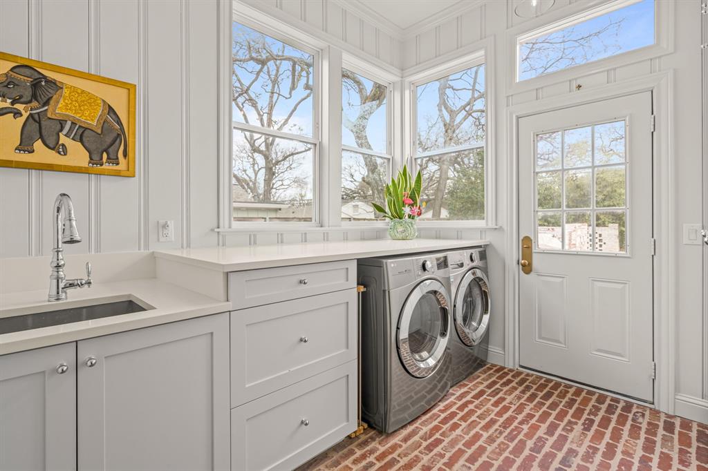 Crestwood Add - Residential