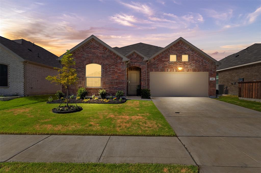 225 Ardsley Lane