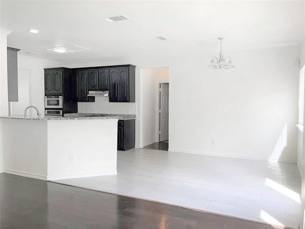 15701 Wyoming Drive