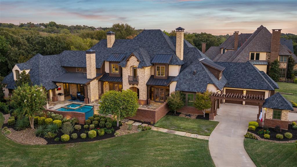 3516 Chimney Rock Drive