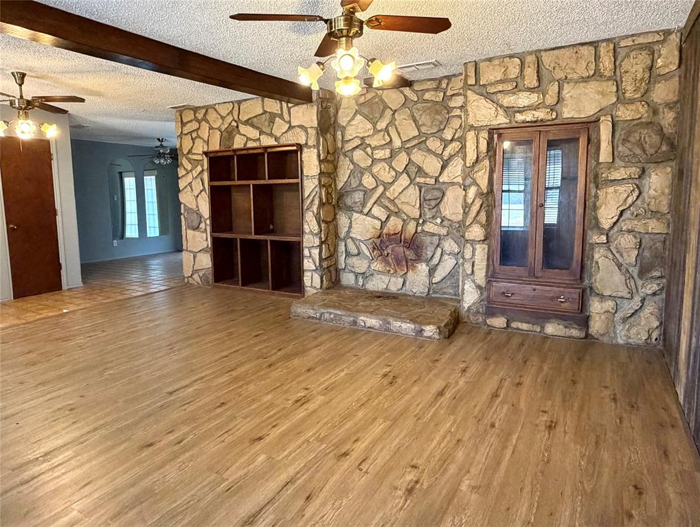 216 W Marshall Street