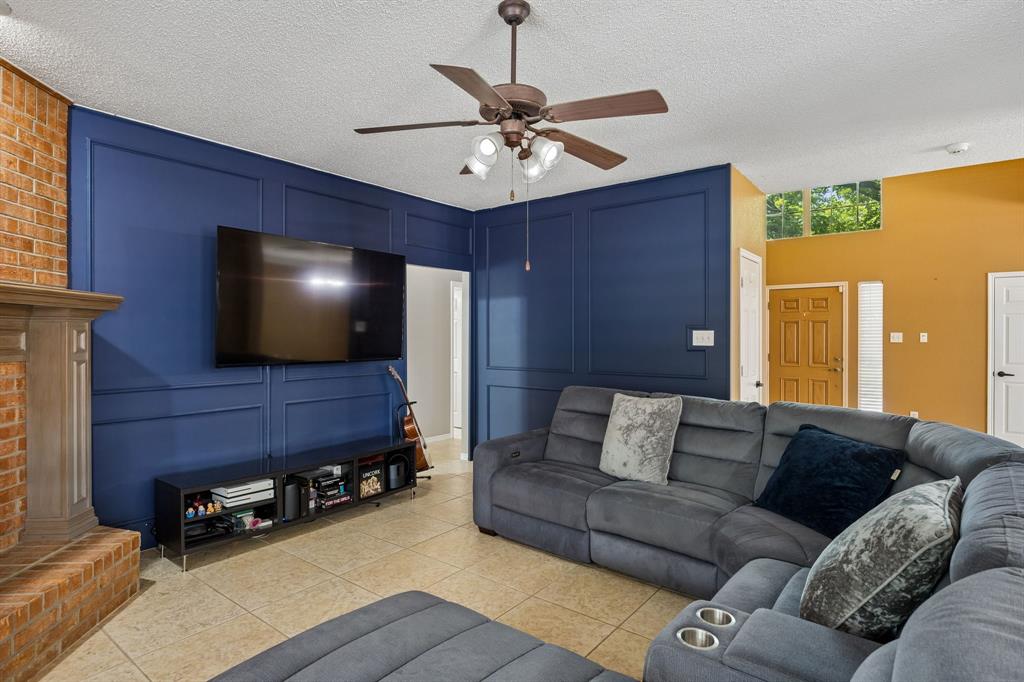 3400 Palmtree Drive