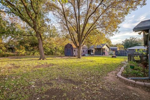 A home in Cleburne