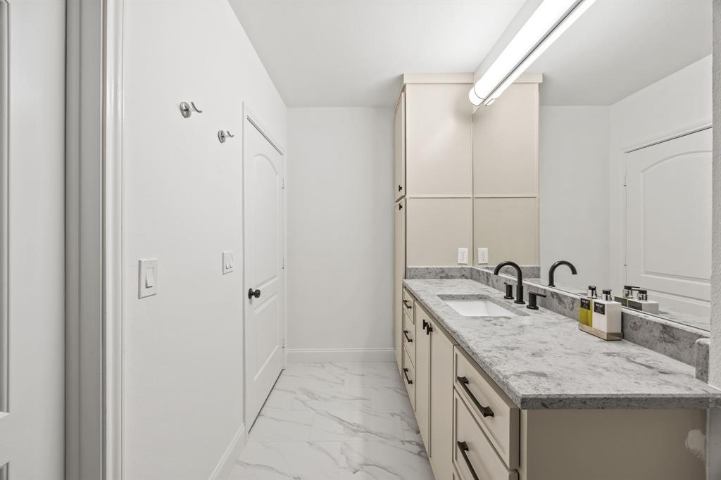 Renaissance On Turtle Creek Condo - Residential