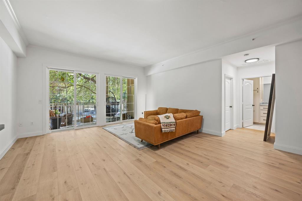 Renaissance On Turtle Creek Condo - Residential