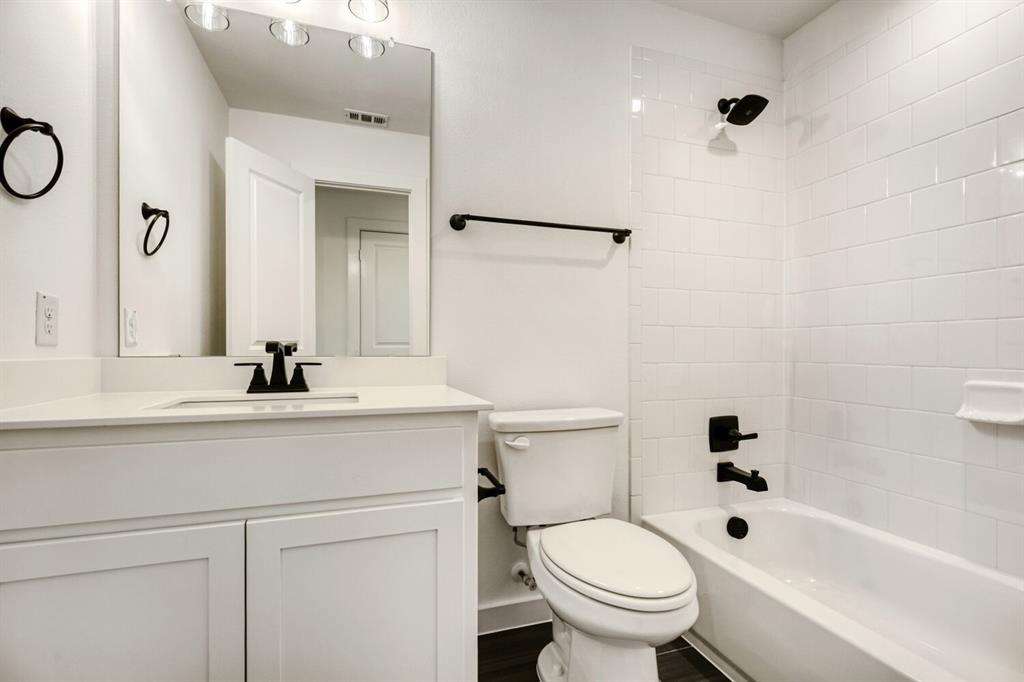 Castle Hills Northpointe Townhomes - Residential